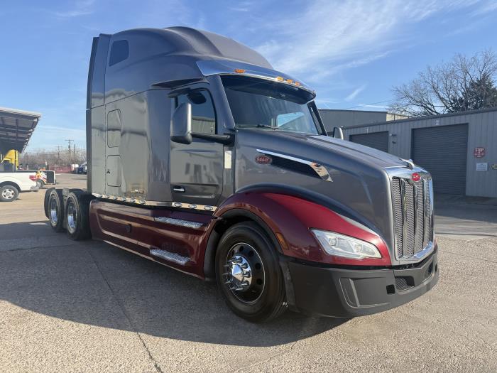 2022 Peterbilt 579-29