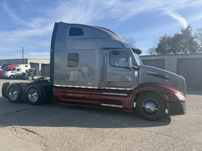 2022 Peterbilt 579-31