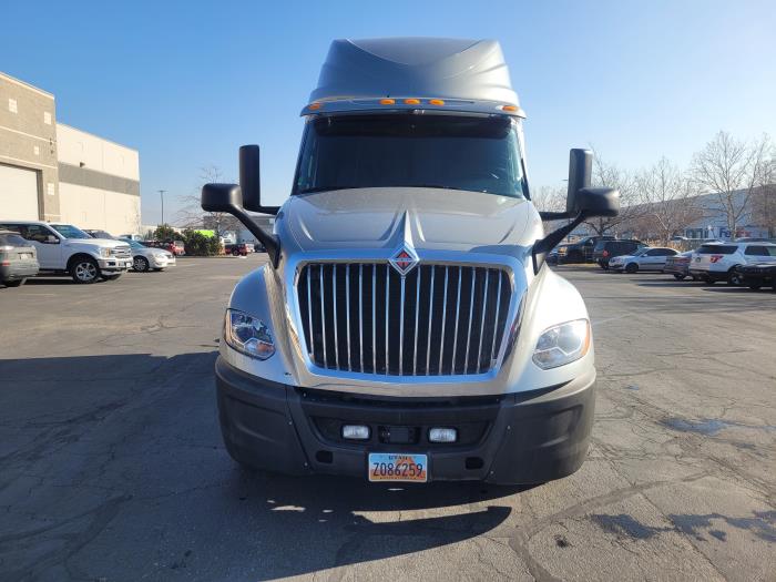 2023 International LT625-1