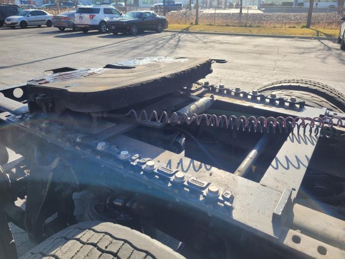 2023 International LT625-5