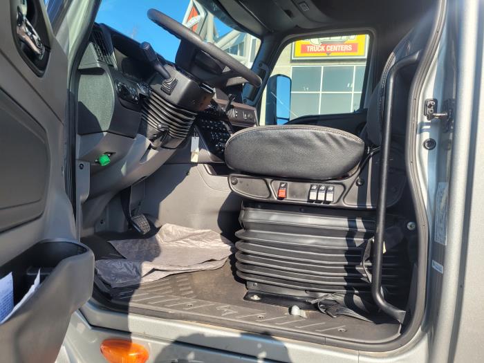 2023 International LT625-10