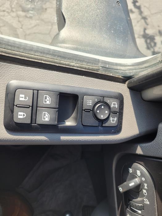 2023 International LT625-17