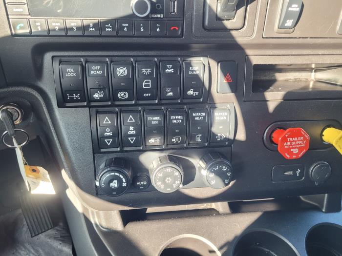 2023 International LT625-15