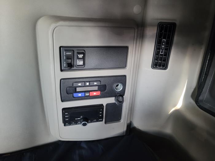 2023 International LT625-27