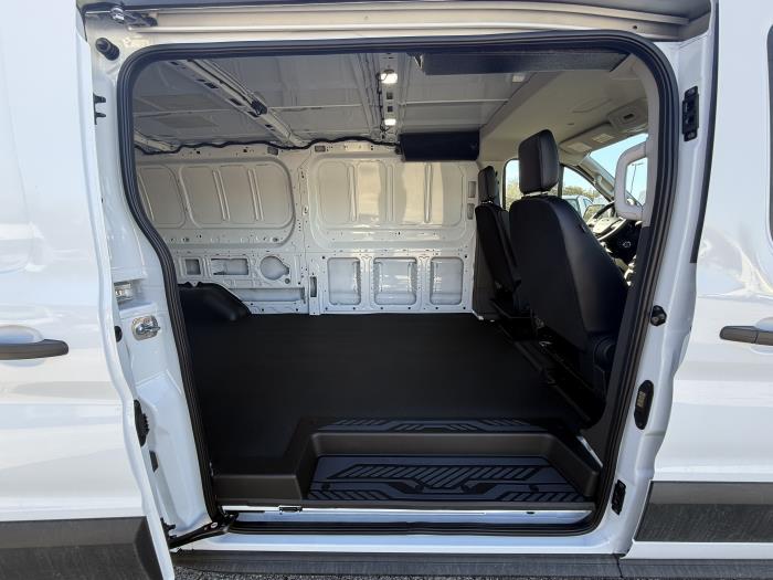 2026 Ford Transit-150-9