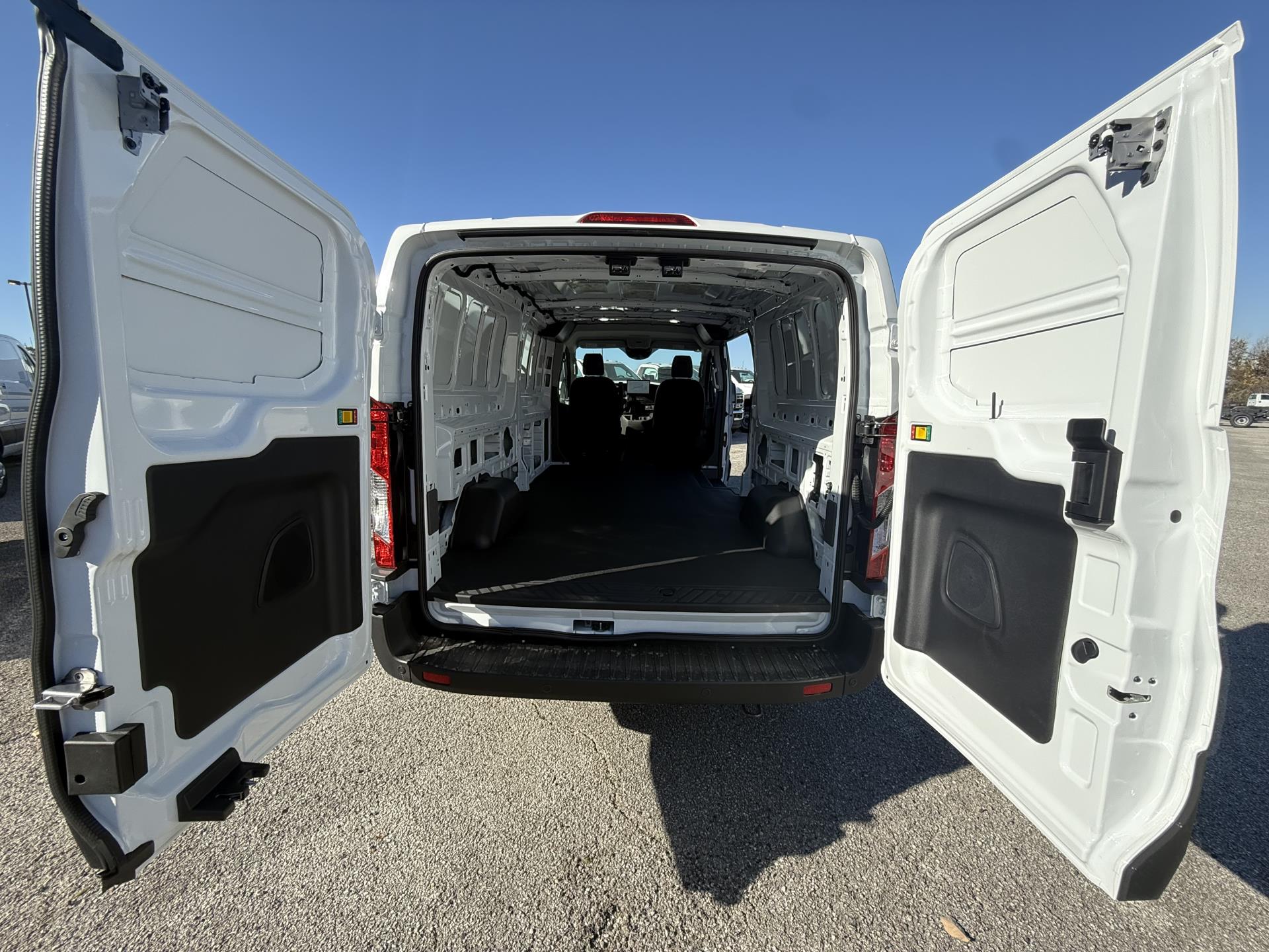 New 2026 Ford Transit 150 - photo 12
