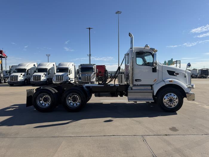 2020 Peterbilt 567-6