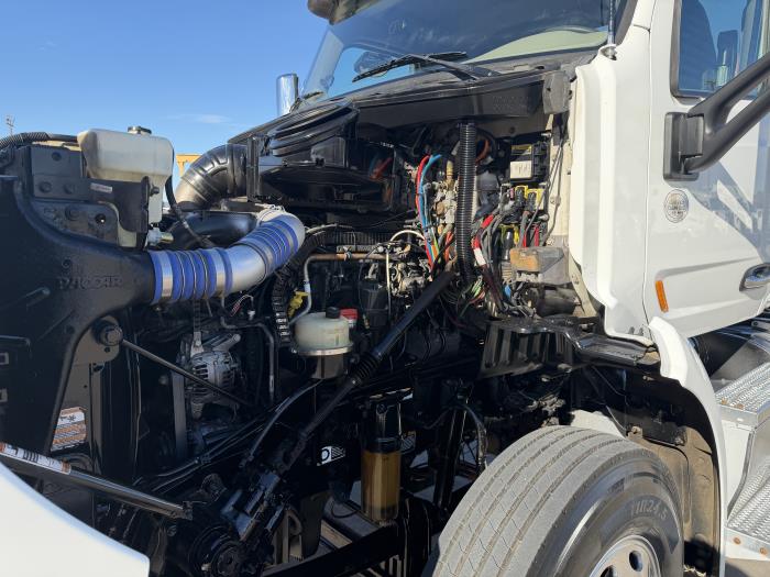 2020 Peterbilt 567-15