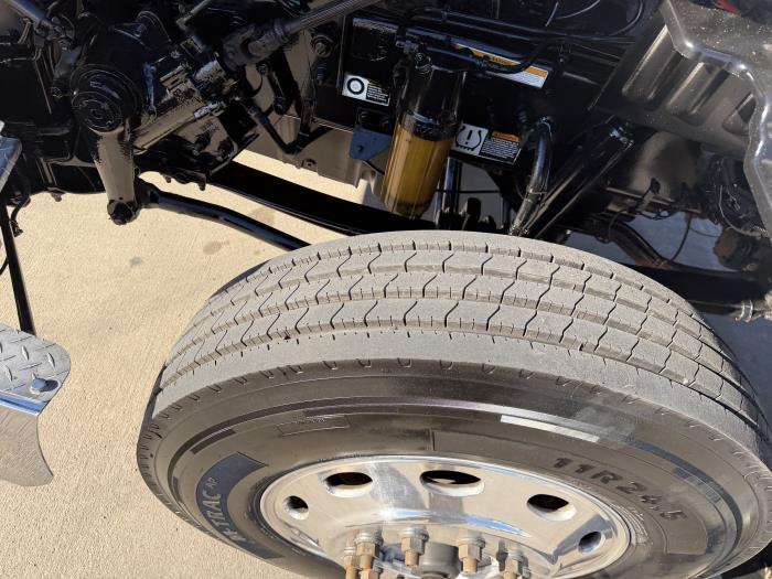 2020 Peterbilt 567-17