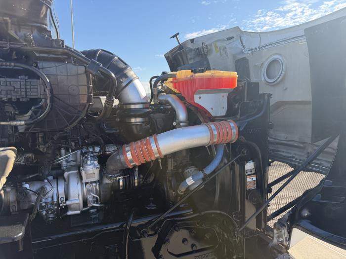 2020 Peterbilt 567-19