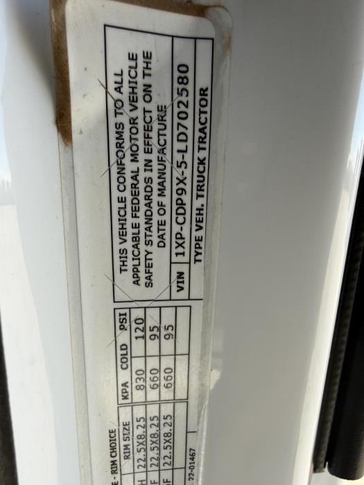 2020 Peterbilt 567-26