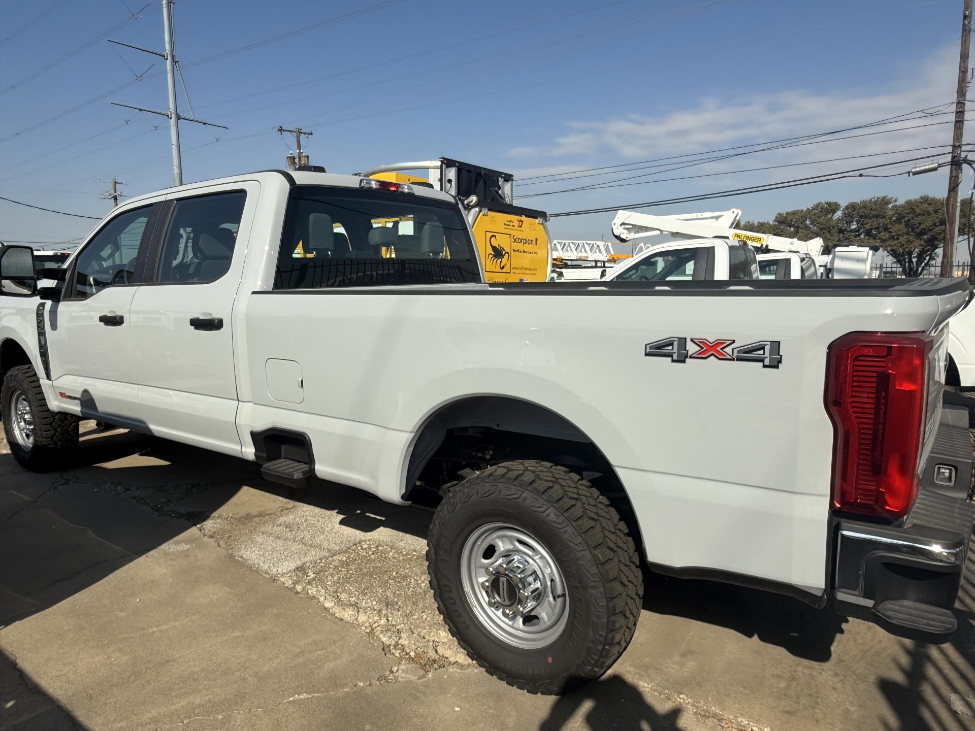 New 2026 Ford F-250 - photo 2