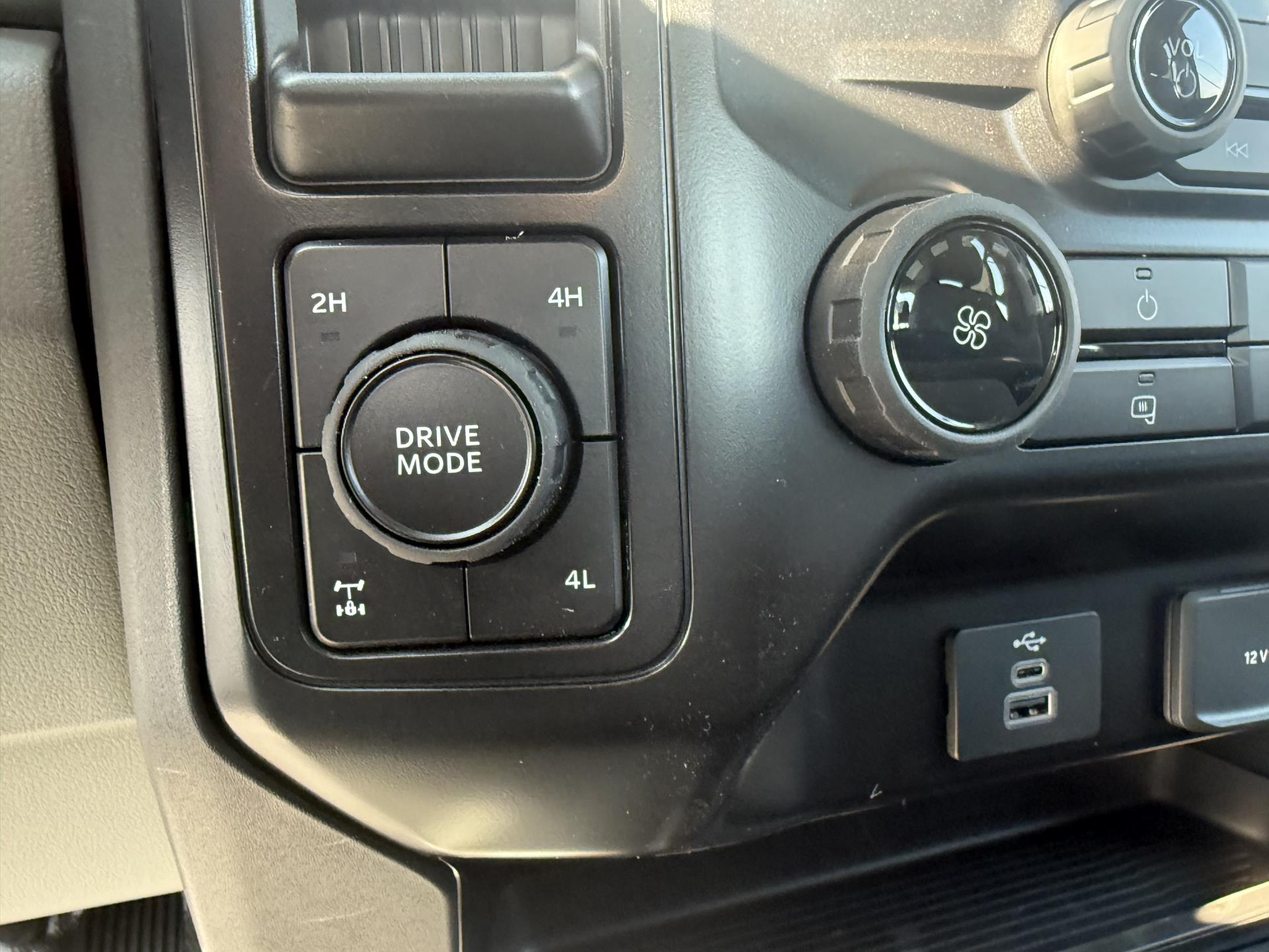 New 2026 Ford F-250 - photo 11