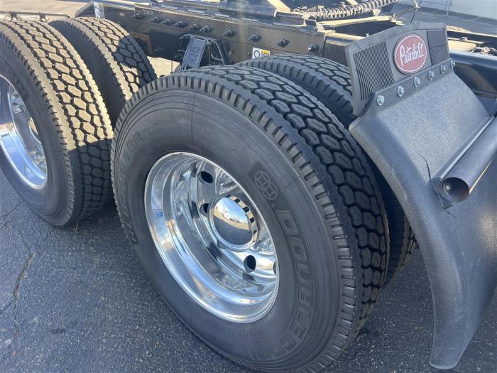 2019 Peterbilt 579-15