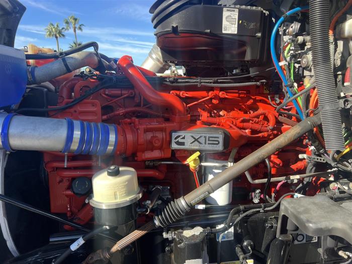 2019 Peterbilt 579-17