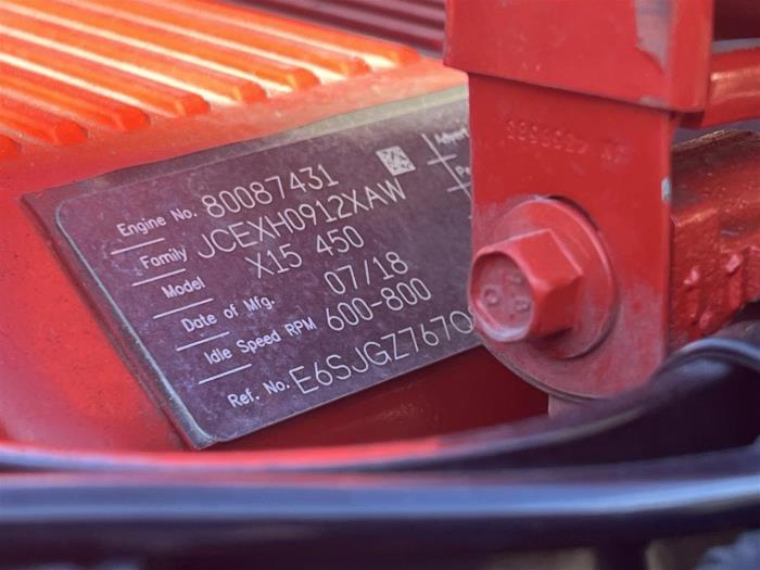 2019 Peterbilt 579-18