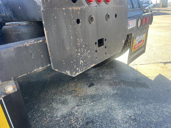 2018 Peterbilt 348-7