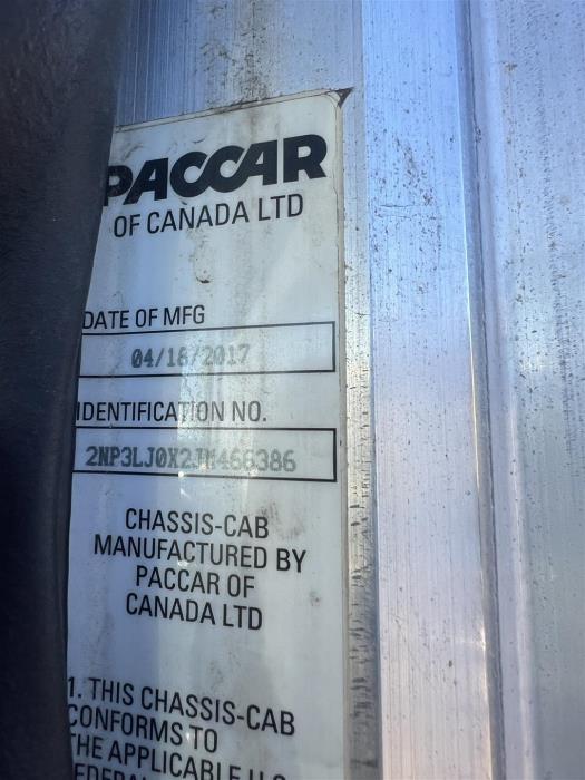 2018 Peterbilt 348-28