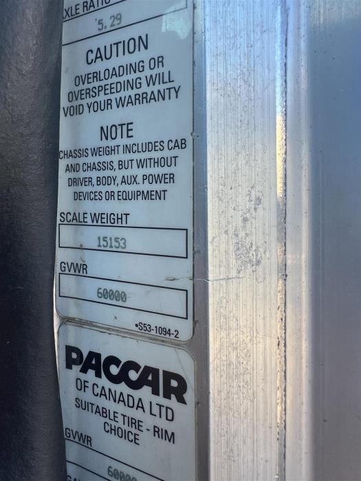 2018 Peterbilt 348-29