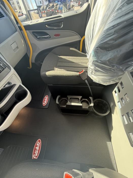 2026 Peterbilt 567-9