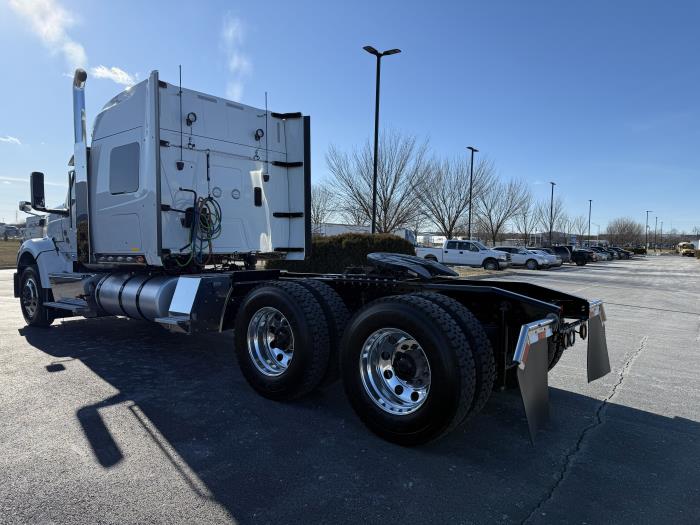 2026 International HX520-7