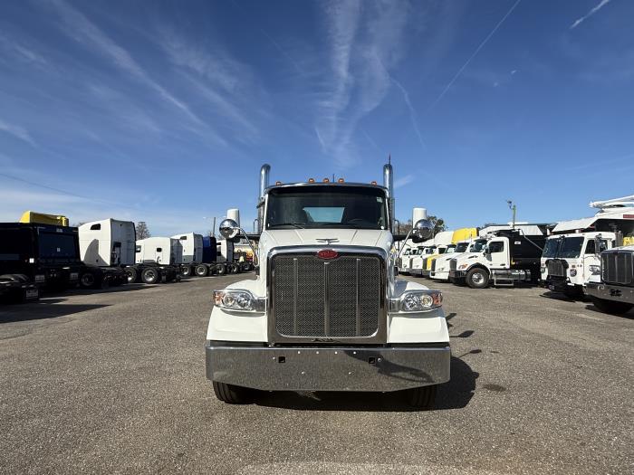 2026 Peterbilt 567-8