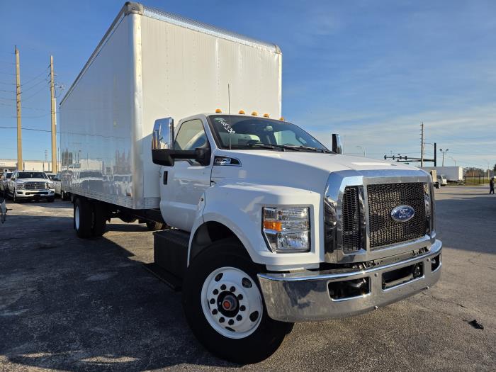 2026 Ford F-750-3