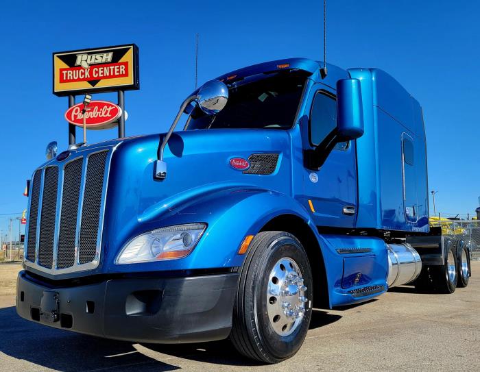 2022 Peterbilt 579-2