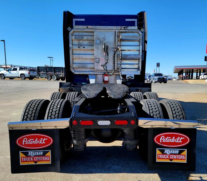 2022 Peterbilt 579-6