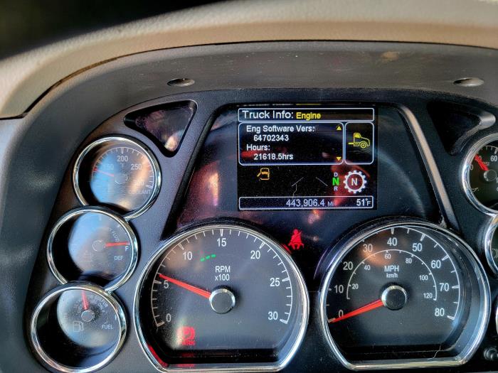 2022 Peterbilt 579-7