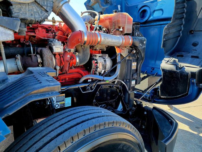 2022 Peterbilt 579-27