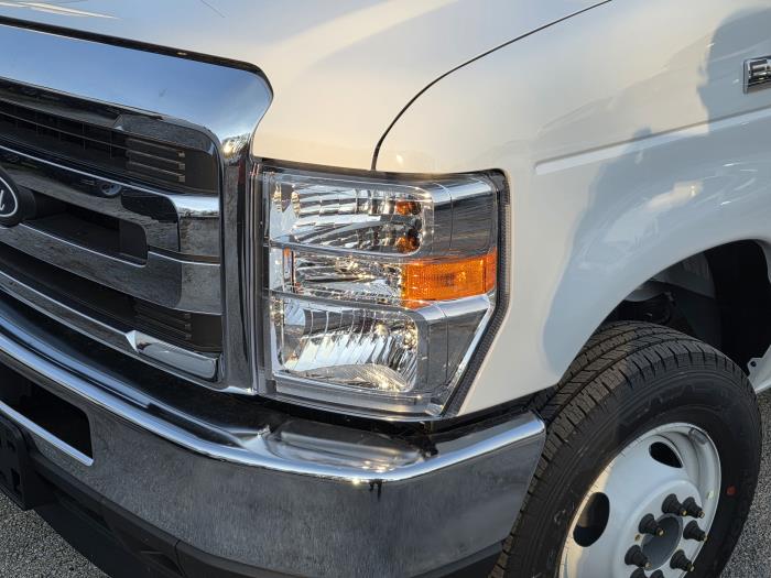 2026 Ford E-450-7
