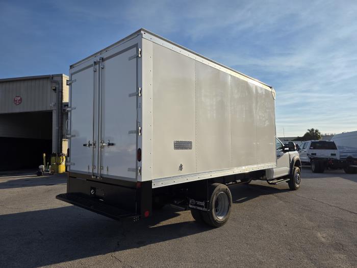 2025 Ford F-600-5