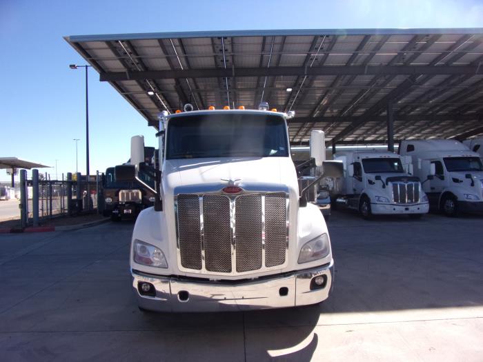 2019 Peterbilt 579-2