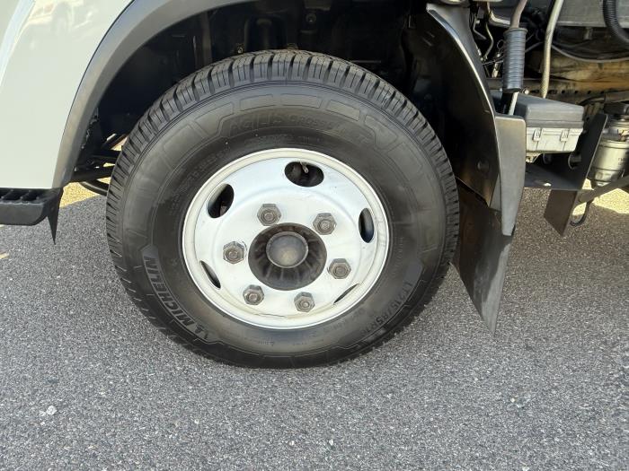 2019 Isuzu NPR-HD-10