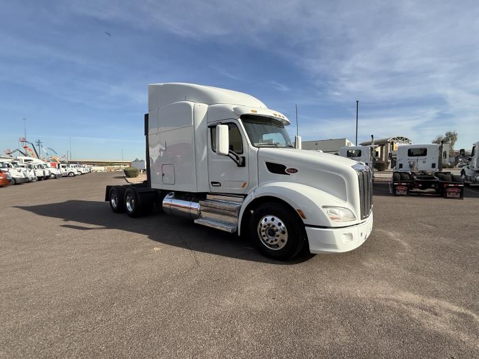 2022 Peterbilt 579-7