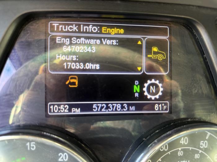 2022 Peterbilt 579-12