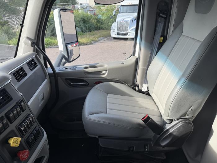 2022 Peterbilt 579-14