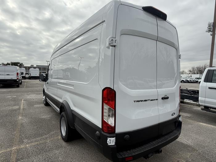 2026 Ford Transit 350 HD-3