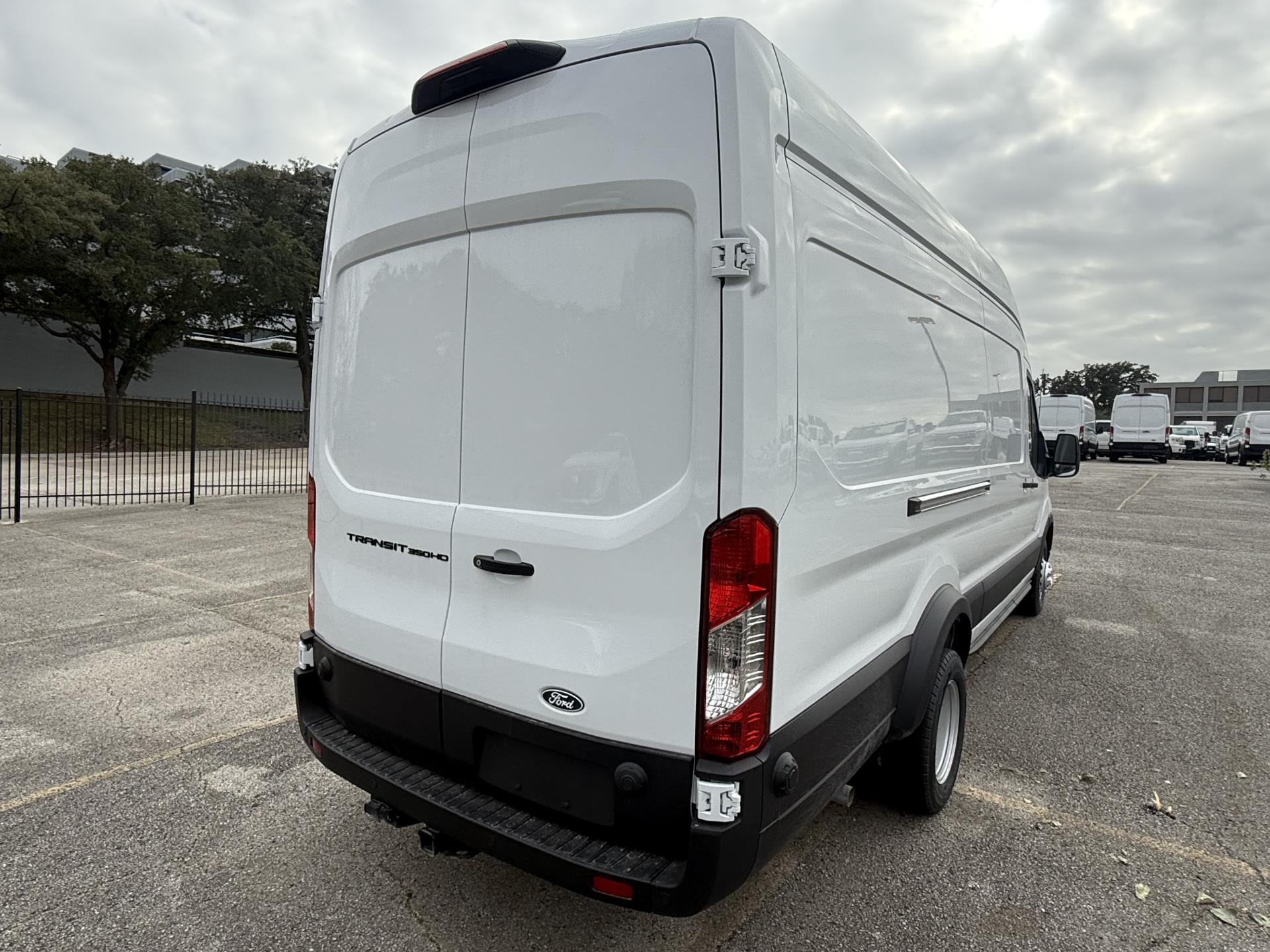 New 2026 Ford Transit 350 HD - photo 7