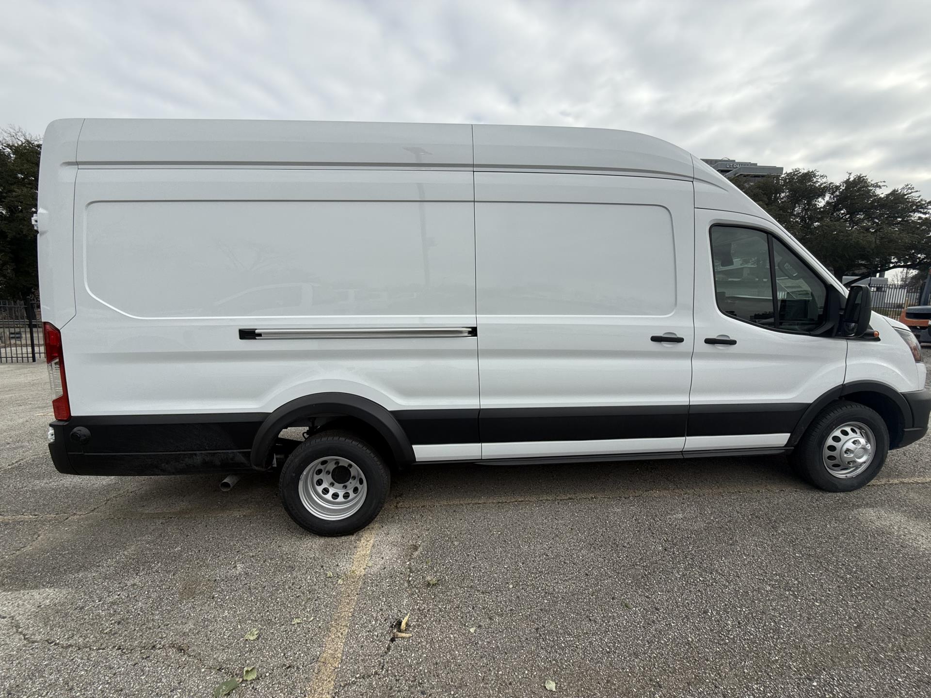 New 2026 Ford Transit 350 HD - photo 8