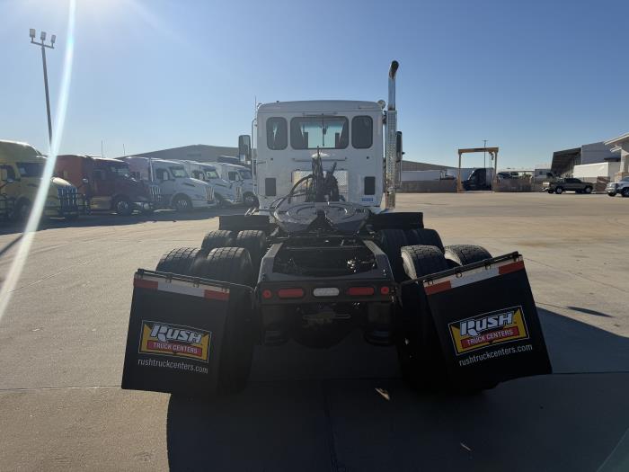 2020 Peterbilt 567-4