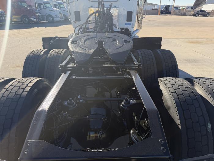 2020 Peterbilt 567-13