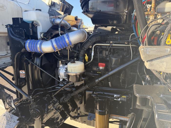 2020 Peterbilt 567-17