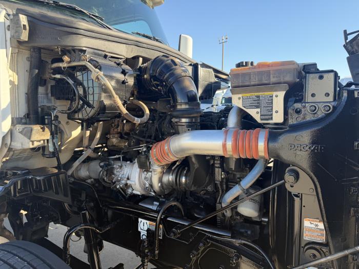 2020 Peterbilt 567-19