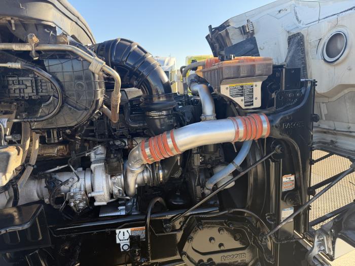 2020 Peterbilt 567-20