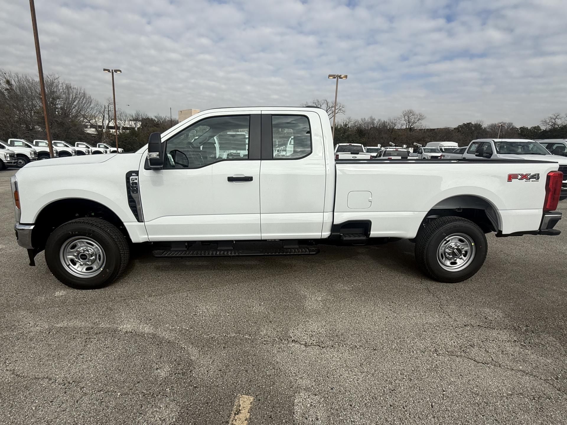 New 2026 Ford F-250 - photo 2