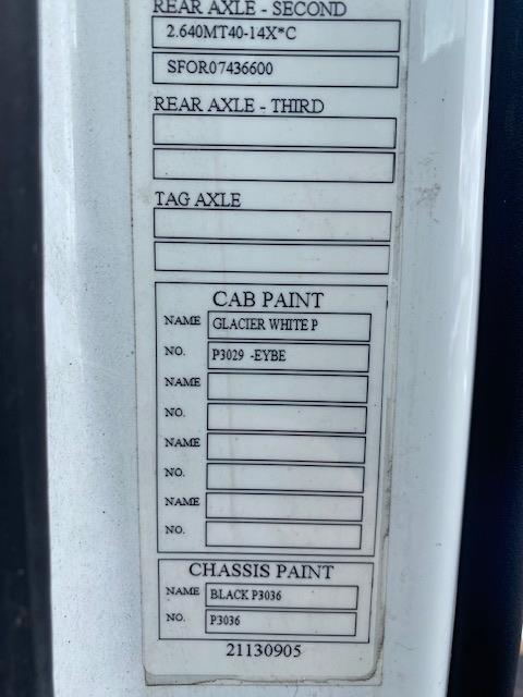 2023 Volvo VNR64T400-31