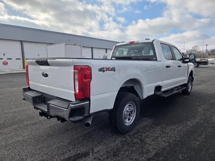 2025 Ford F-250-6