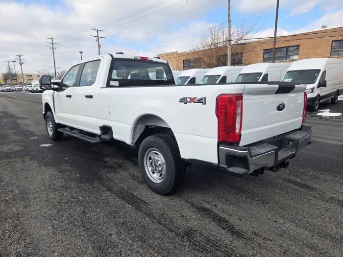 2025 Ford F-250-8